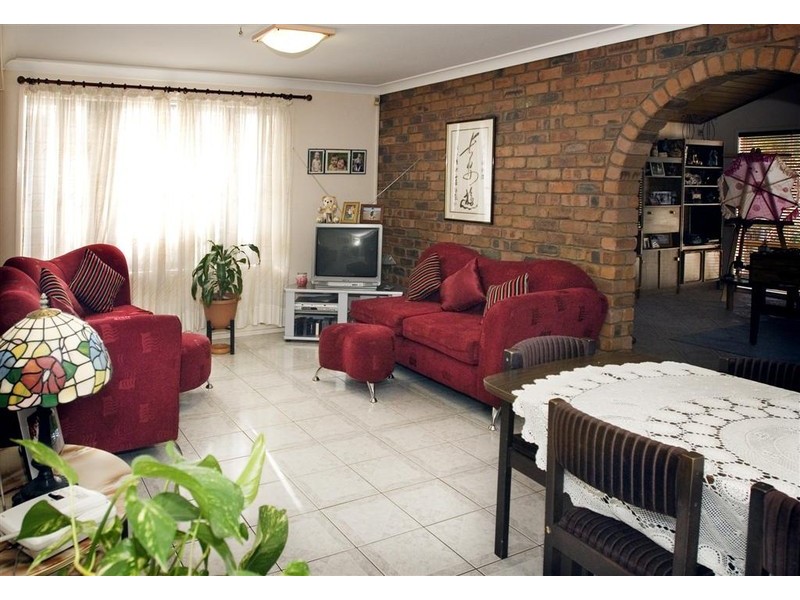 9 Bosnjak Avenue, Edensor Park NSW 2176