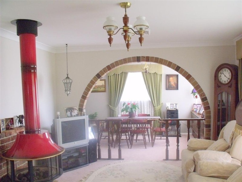 2 Kalana Close, Moorebank NSW 2170