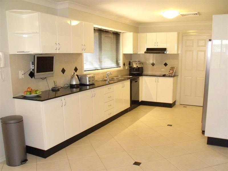 30 Chesham Place, Chipping Norton NSW 2170