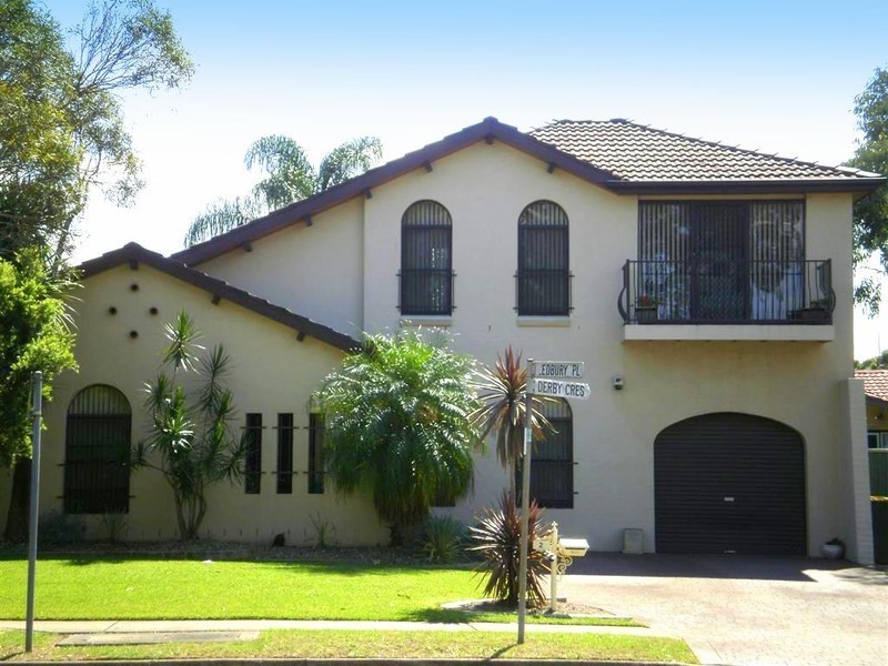 2 Derby Crescent, Chipping Norton NSW 2170