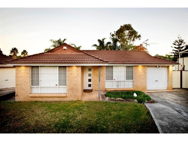 Edensor Park NSW 2176