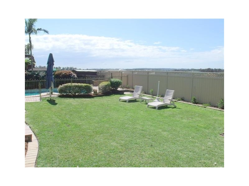 27 Malinya Crescent, Moorebank NSW 2170