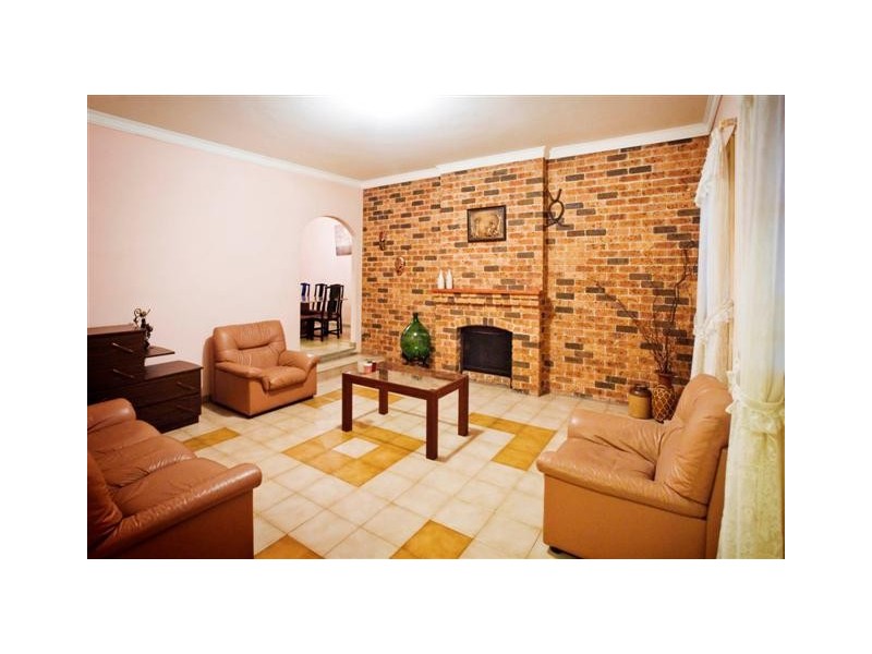 14 Westbury Street, Chipping Norton NSW 2170