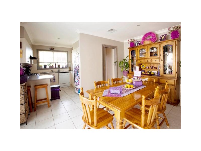 10A Shoreham Crescent, Chipping Norton NSW 2170