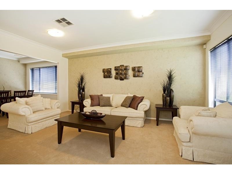 24 Yachtsman Drive, Chipping Norton NSW 2170