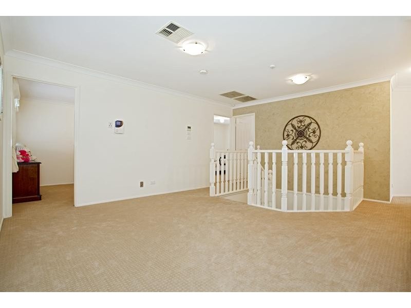24 Yachtsman Drive, Chipping Norton NSW 2170