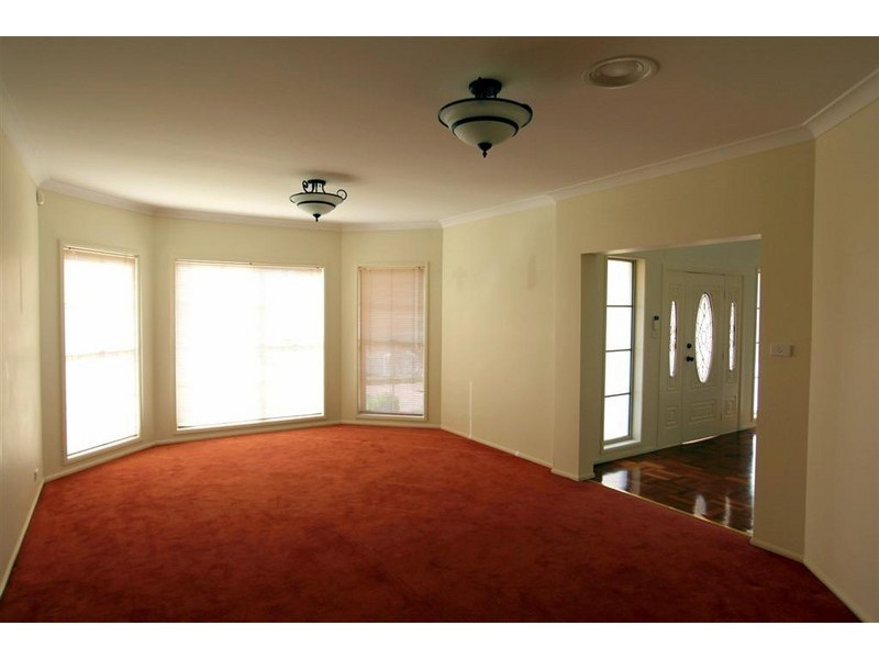 45 Boronia Drive, Voyager Point NSW 2172