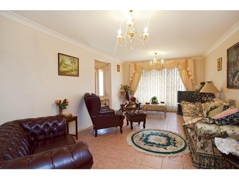 114 Riverside Road, Chipping Norton NSW 2170