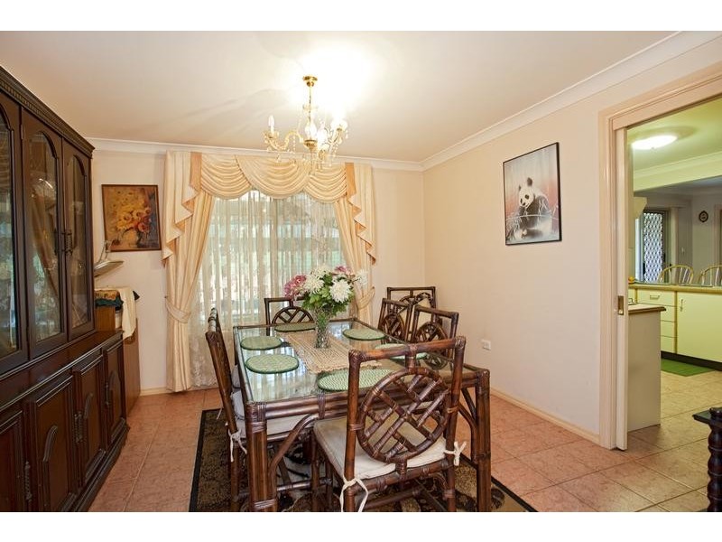 114 Riverside Road, Chipping Norton NSW 2170