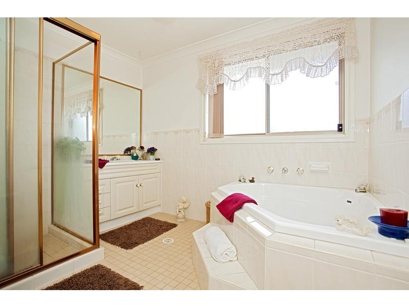 114 Riverside Road, Chipping Norton NSW 2170