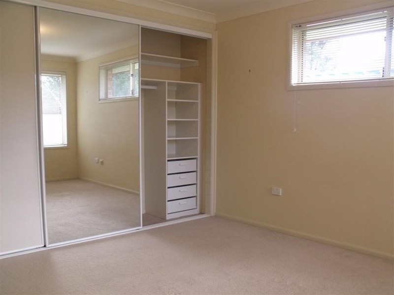 23 Wattle Grove Drive, Wattle Grove NSW 2173