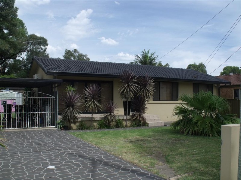 30B Governor Macquarie Drive, Chipping Norton NSW 2170