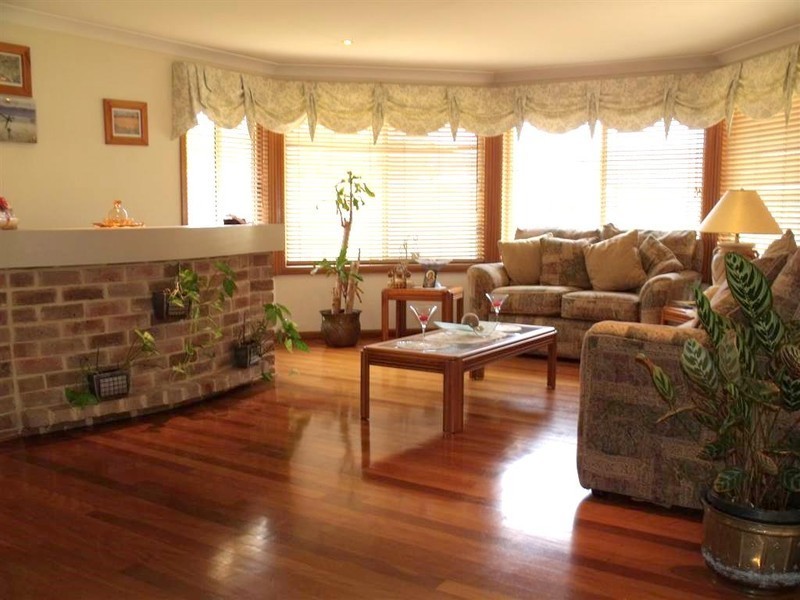 1 Cheltenham Street, Chipping Norton NSW 2170