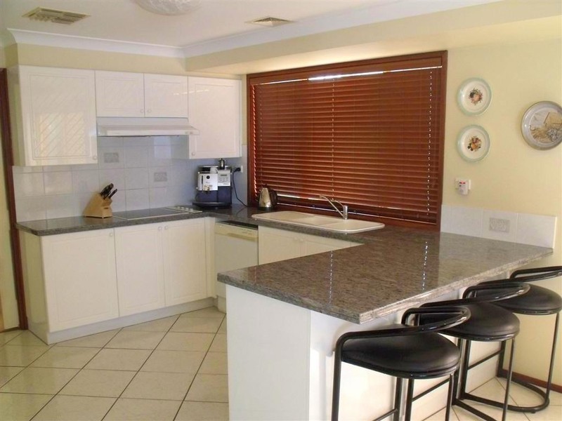 Wattle Grove NSW 2173