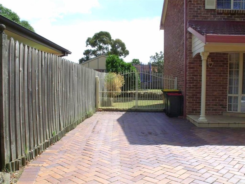 Wattle Grove NSW 2173