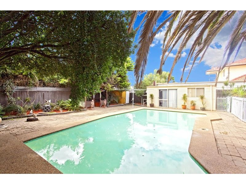 51 Bungarra Crescent, Chipping Norton NSW 2170