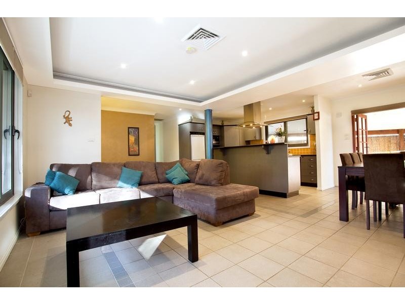 47 Gal Crescent, Moorebank NSW 2170