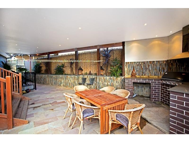 47 Gal Crescent, Moorebank NSW 2170