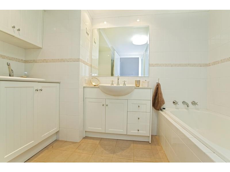 17/7 Mead Drive, Chipping Norton NSW 2170