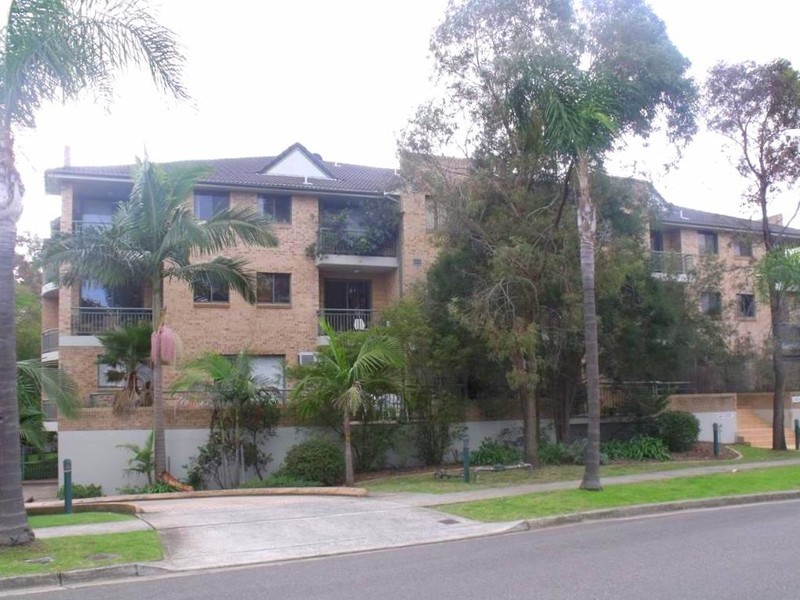 9/2-11 Mead Place, Chipping Norton NSW 2170
