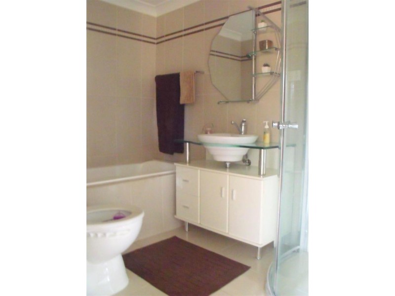 9/2-11 Mead Place, Chipping Norton NSW 2170