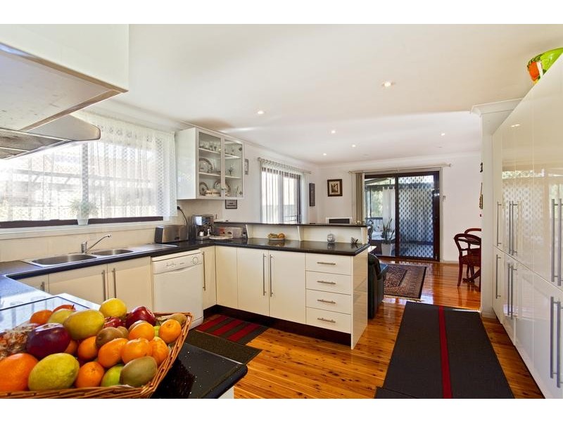 74 Derby Crescent, Chipping Norton NSW 2170