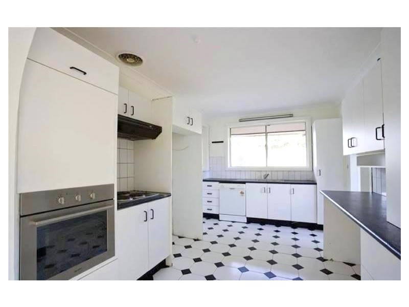 Chipping Norton NSW 2170