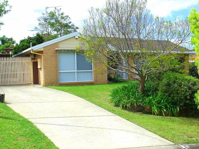 1 Darnay Place, Ambarvale NSW 2560