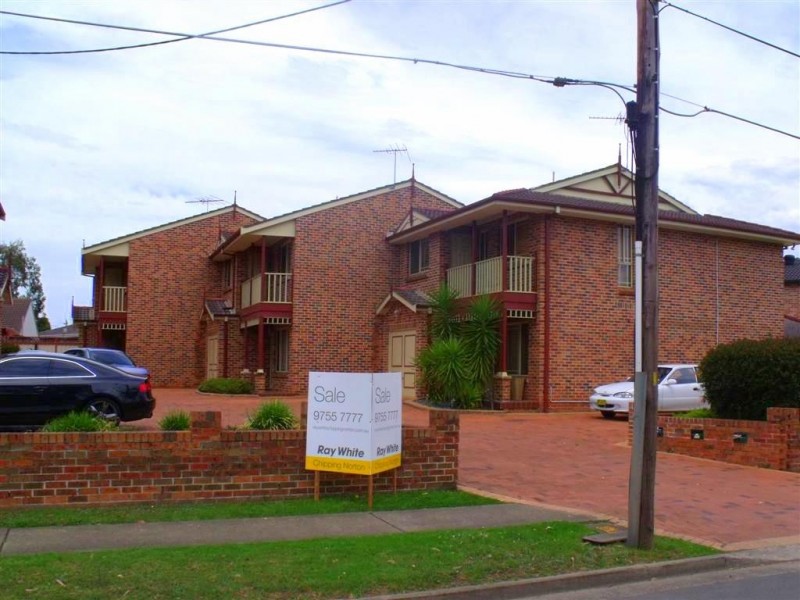 4/76 Nuwarra Road, Moorebank NSW 2170