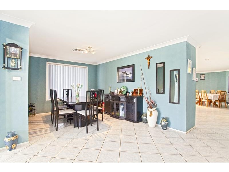 5 Brigantine Street, Chipping Norton NSW 2170