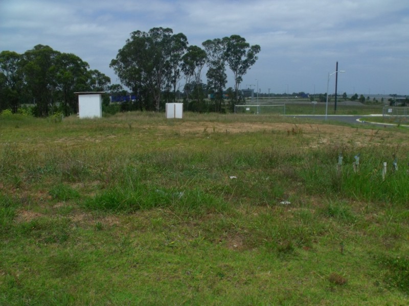 16 Bravo Avenue, Middleton Grange NSW 2171