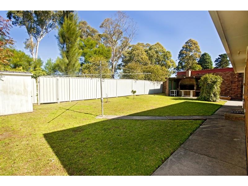 20 Elouera Crescent, Moorebank NSW 2170