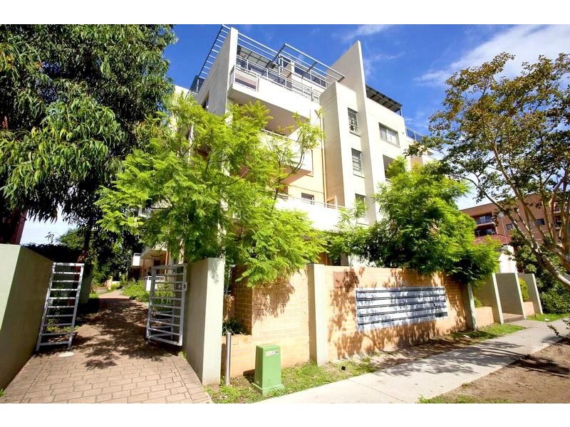 4/20-22 George Street, Liverpool NSW 2170