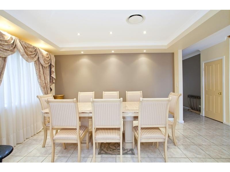 12 Pecan Place, Casula NSW 2170