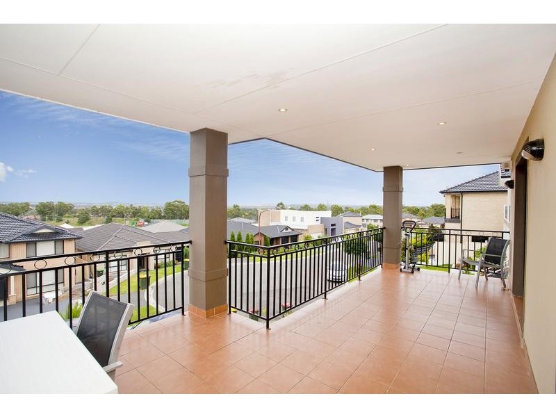 12 Pecan Place, Casula NSW 2170