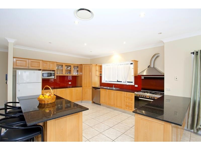 12 Pecan Place, Casula NSW 2170