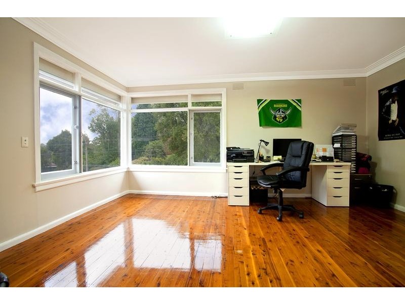 45 Gal Crescent, Moorebank NSW 2170