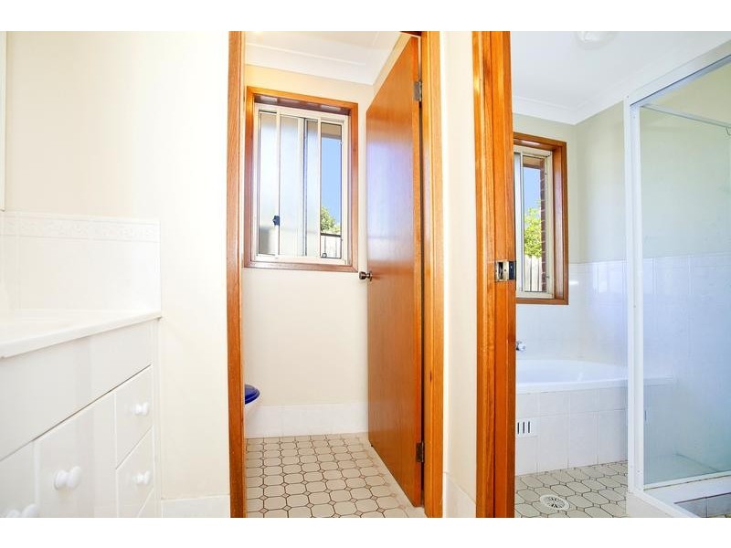 68 Daintree Drive, Wattle Grove NSW 2173