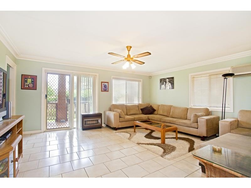 75 Clyde Avenue, Moorebank NSW 2170