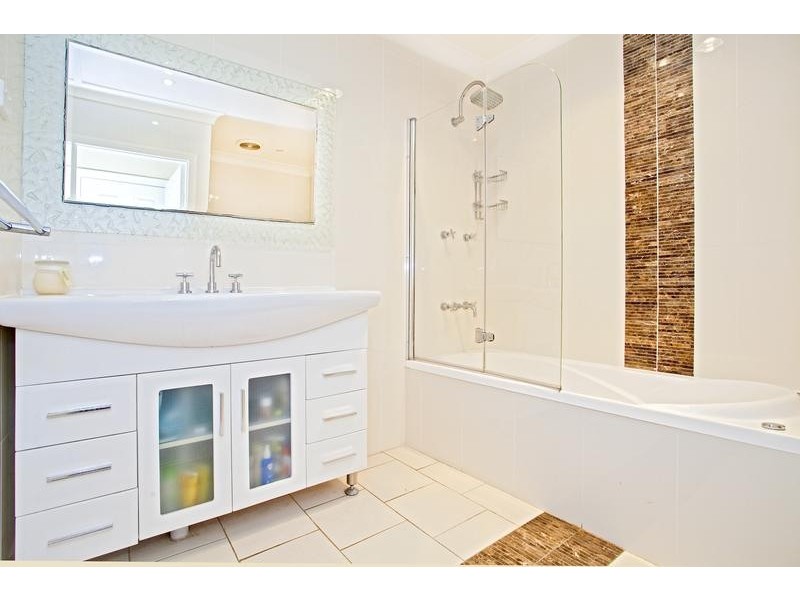 75 Clyde Avenue, Moorebank NSW 2170