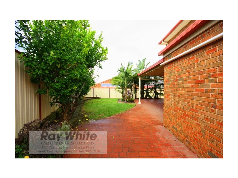 13 Messina Cres, Bonnyrigg Heights NSW 2177