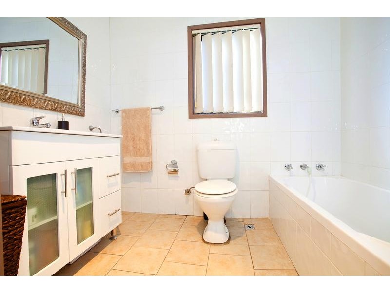 95 De Meyrick Avenue, Casula NSW 2170