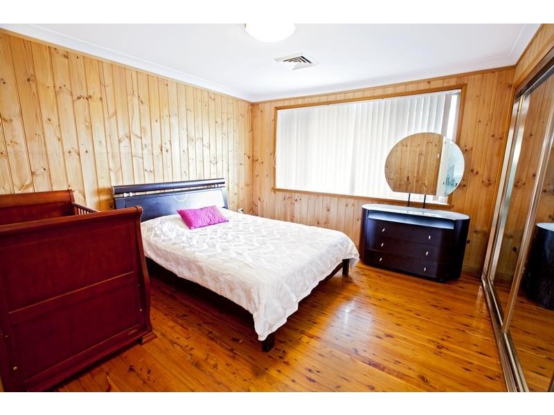 106 Alfred Road, Chipping Norton NSW 2170