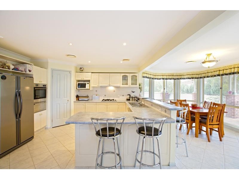 1 Ajuga Court, Voyager Point NSW 2172