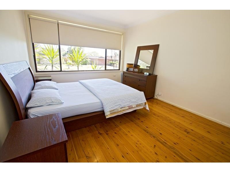 22 Bungarra Cres, Chipping Norton NSW 2170