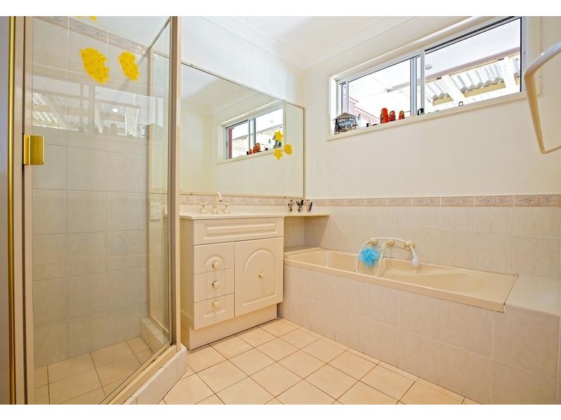 22 Bungarra Cres, Chipping Norton NSW 2170