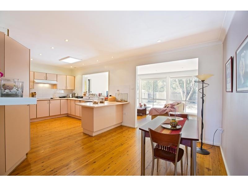 22 Bungarra Cres, Chipping Norton NSW 2170