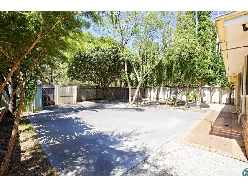 22 Bungarra Cres, Chipping Norton NSW 2170