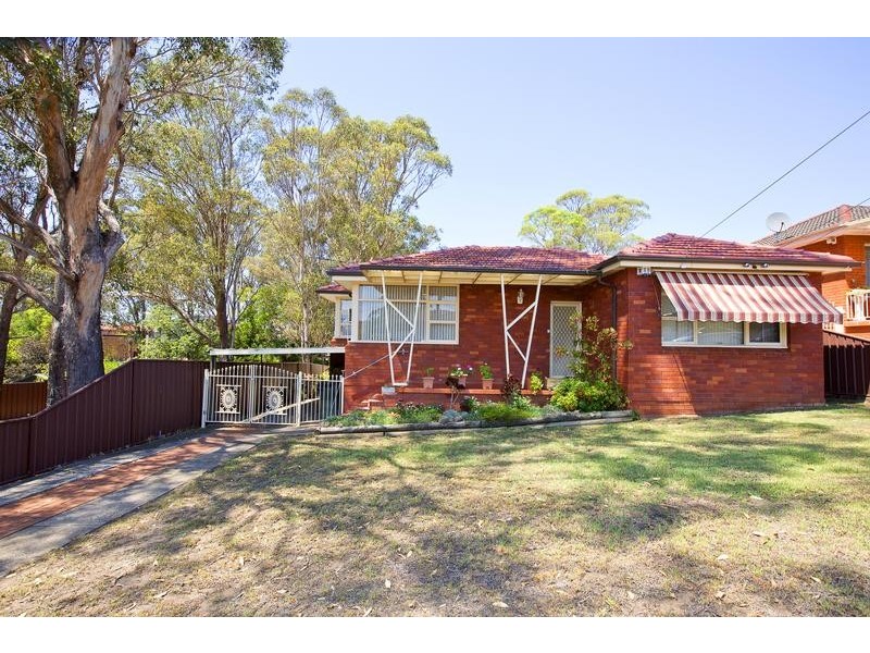 2 Hilltop Avenue, Mount Pritchard NSW 2170