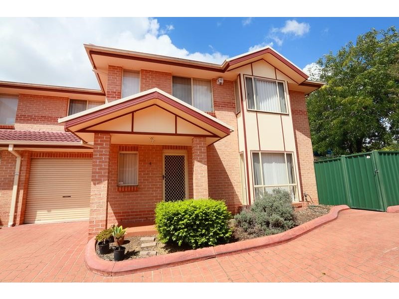 4/54 Central Avenue, Chipping Norton NSW 2170